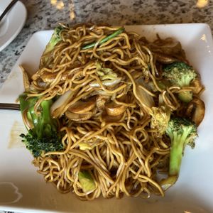 Veggie Chow Mein  at Yuan Su Vegetarian in Portland