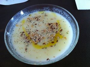 melon gazpacho at La Rogeta Cuina Vegana in Valencia