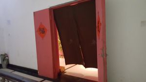 This is the entrance to the restaurant, nondescript though it appears at Xian Zhuo Chan Yu in Xian