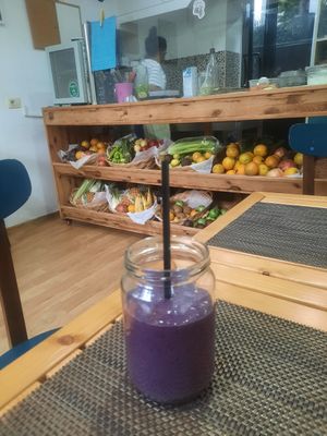 Winter smoothie at Happy Belly / Eat Smart in Tirana