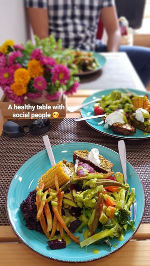 Lunch Time at Happy Belly / Eat Smart in Tirana