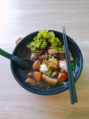 Super love herbal soup noodles! at Greendot 绿一点 - Nex in Northeast Singapore