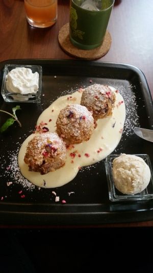 Ein Traum von Nachspeise! at Vegana Indiana in Vienna