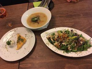 Gary (vegan cheese) and tuna salad  at Vegana Indiana in Vienna