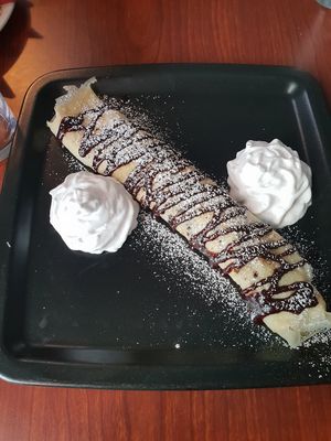 Palatschinke mit Schokosoße at Vegana Indiana in Vienna