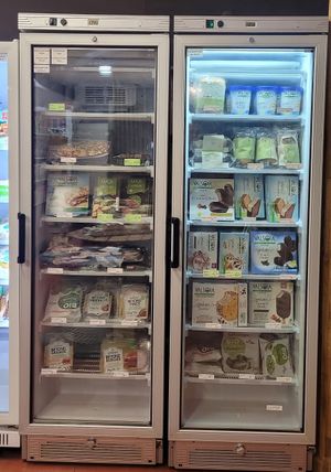 Frozen foods
Ice creams, beyond burger, organic vegetables
#beyond #valsoia #lucafoods at Green Beans in Lisbon