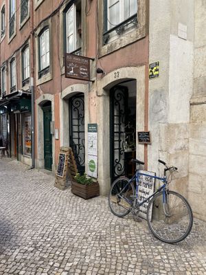 Afuera  at Green Beans in Lisbon