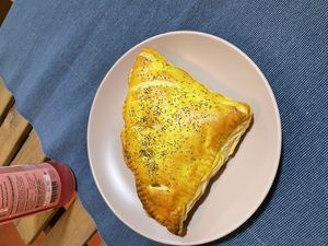 Pan con queso y bacon  at Green Beans in Lisbon