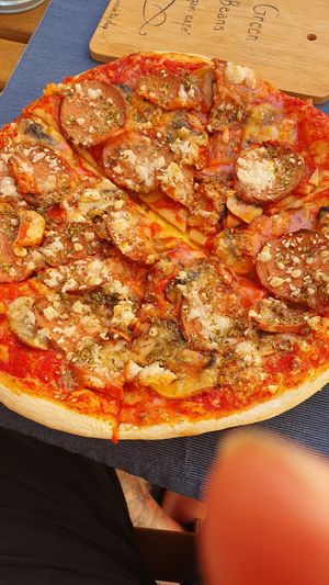 Salami and Mushroom Pizza at Green Beans in Lisbon