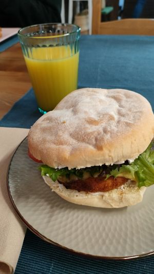 Hamburger at Green Beans in Lisbon