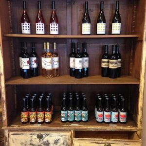 Visit our Vegan Grocery Shop downtown Chiado, Rua das Chagas 31, Lisboa, Portugal!
Vegan and Organic Wine at Green Beans in Lisbon