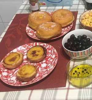 bolas de berlim and pastel de nata at Green Beans in Lisbon