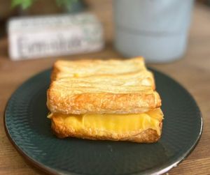 Palmier Recheado
Cream filled vegan palmier at Green Beans in Lisbon