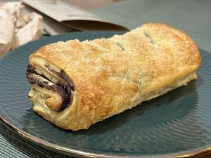 napolitana generosa de chocolate #Veganuary at Green Beans in Lisbon