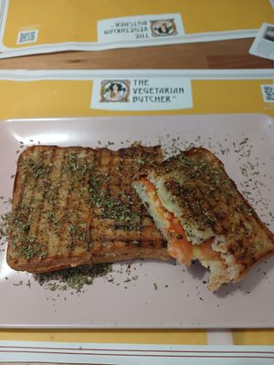 Tomatoe and oregano toast at Green Beans in Lisbon