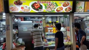 stall front at Fo Yuan Miao 佛缘妙素食阁 in West Singapore