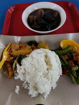 Vinegar trotter rice set at The Vegetarian in East Singapore