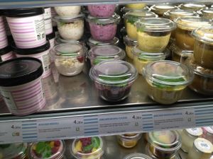 Quelques desserts at Cojean - Madeleine in Paris