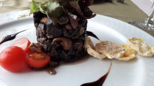 Mushroom & cashew salad at Olives Restaurante in Funchal