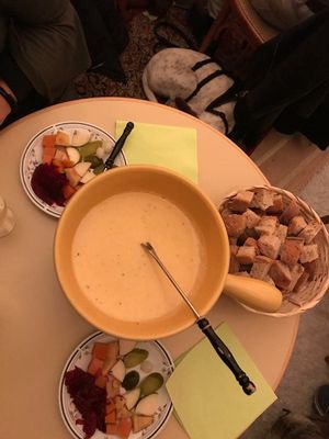 Vondue (Vegan Fondue) at Grüner Gaumen - Pop Up in Bern