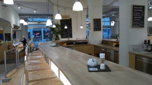 Bar stools and table #Veganuary at Oh! Bio Mio in Trier