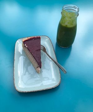 Cheeeeeeesecake and smoothie   at Emmi's Kitchen - Glockenbach in Munich