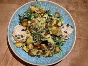 Really tasty bowl at Emmi's Kitchen - Glockenbach in Munich