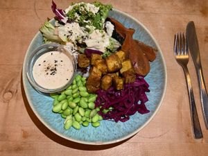 This tofu peanut bowl was so so good! at Emmi's Kitchen - Glockenbach in Munich