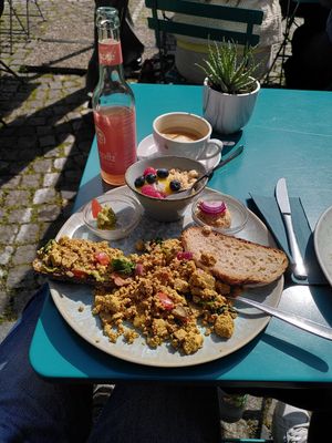 Frühstücksteller "Emmi" 😍😋 at Emmi's Kitchen - Glockenbach in Munich