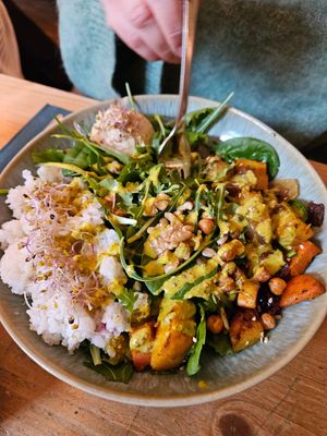 Immunity Bowl #Veganuary at Emmi's Kitchen - Glockenbach in Munich