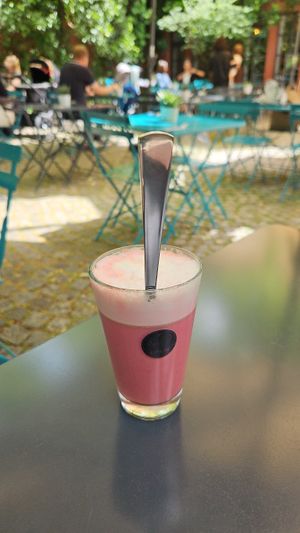 Superfood Latte at Emmi's Kitchen - Glockenbach in Munich