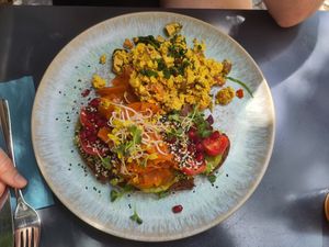 Avocado toast with tofu scramble at Emmi's Kitchen - Glockenbach in Munich