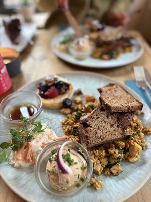 Ultimate breakfast  at Emmi's Kitchen - Glockenbach in Munich