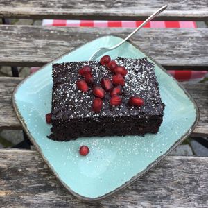 Avocado & chocolate brownie at Emmi's Kitchen - Glockenbach in Munich