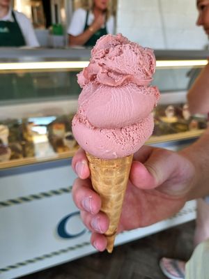 Strawberry and Watermelon Sorbet at Crave Ice Cream in Ventnor