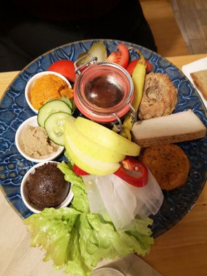 Vegane Brettljause at Buschenschank Bernhart in Riegersburg