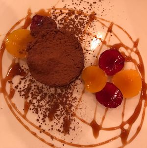 Vegan chocolate mousse at Santosha in Mallorca