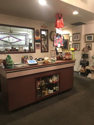 Counter at Ray's Place in Anchorage