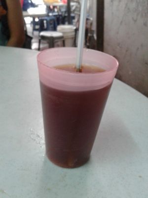 Cooling Tea with free top-up at Vegetarian Stall - Jalan Hang Lekiu in Kuala Lumpur