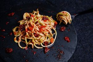 SPAGHETE DIN DOVLECEL CU SOS DE ROȘII

https://rawyal.ro/produs/spaghete-din-dovlecel-cu-sos-rosii/ at Rawyal Brunch & Cakes in Bucharest