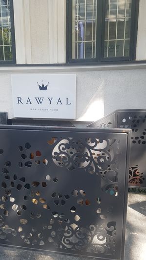 this is the entry at Rawyal Brunch & Cakes in Bucharest