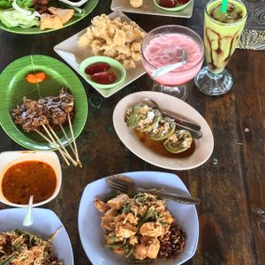 Nice Indonesian dishes at Trihita Vegan in Dalung