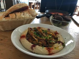 Hummus + vegan shoarma (Vegetarian Butcher) and falafel at Traffic in Amsterdam