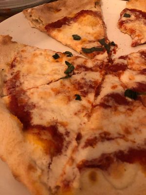 Pizza Margarita  at Pura Vida Vegan Bar in Madrid