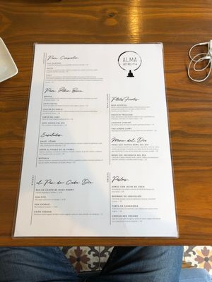 Todo vegano 😍 at Alma Zen in Asuncion