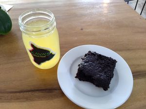 Kombucha and a vegan brownie. at Kaya's in Kawanui