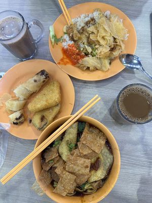   at Ren Xiang Vegetarian Food 仁香素食 in East Singapore