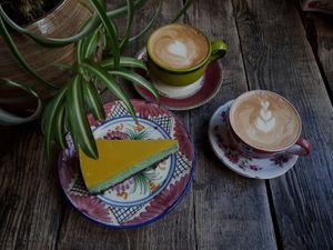 Pandan/ coconut/ mango/ oreo cake 😍 at Sunshine in Breda