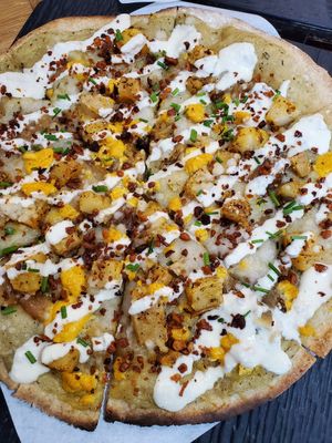 Gf Pie-Rogi pizza- omg soooo good #Veganuary at Virtuous Pie  in Vancouver