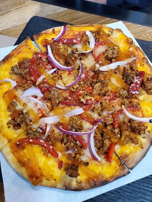 Sweet Pepper and sausage - yum! #Veganuary at Virtuous Pie  in Vancouver